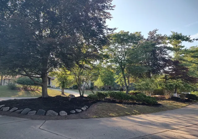 Photo 3 of Mansion for sale at 3541 Ridgeview Ct, Bloomfield Charter Township Oakland, MI 48302 | MLS# 81026044270 | Listing updated on 2026-08-21