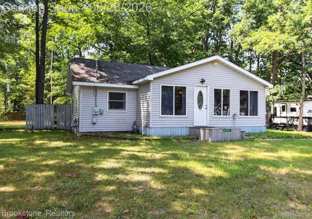 Photo 2 of Single family home for sale at 228 Oakdale Dr, Denton Township Roscommon, MI 48651 | MLS# 20261066980 | Listing updated on 2026-09-30