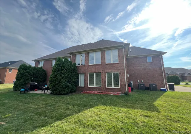 3rd image of 35 Sand Bar Ln, Detroit City Wayne, MI 48214 | MLS# 20261066984