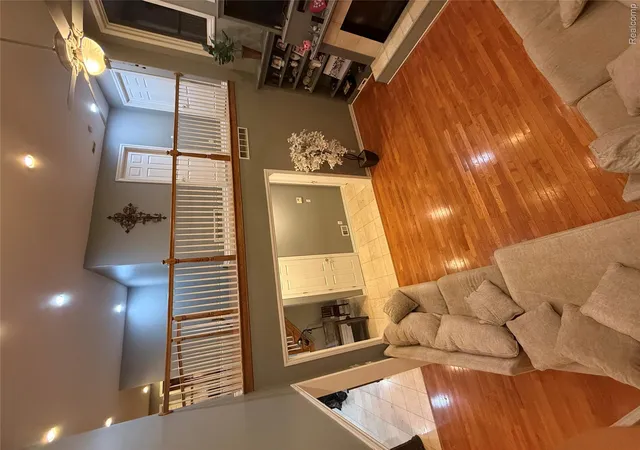4th image of 35 Sand Bar Ln, Detroit City Wayne, MI 48214 | MLS# 20261066984