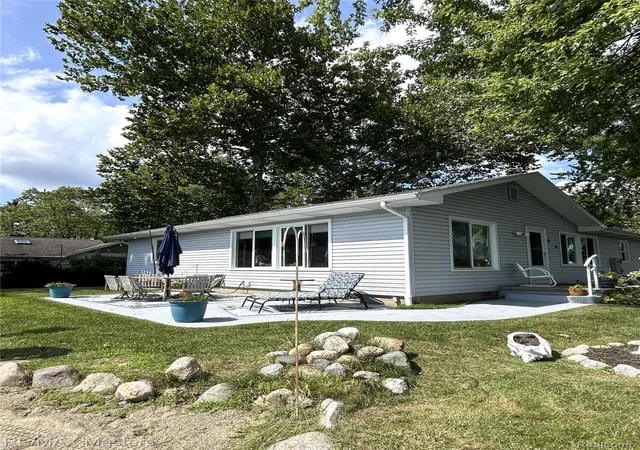 38th image of 350 Dewey Lake Bch, Cambridge Township Lenawee, MI 49230 | MLS# 20261066990