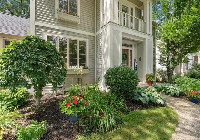 Photo 2 of Single family home for sale at 2931 Brookwind Dr, Park Township Ottawa, MI 49424 | MLS# 71026044294 | Listing updated on 2026-09-03