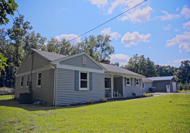 3rd image of 15783 Portage Rd, Schoolcraft Township Kalamazoo, MI 49097 | MLS# 69026044310