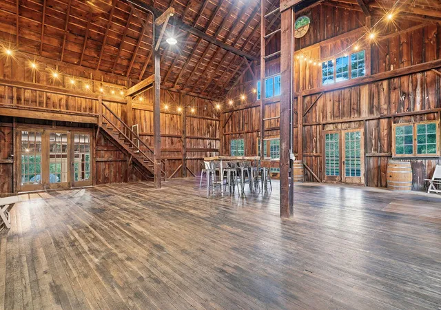 Photo 3 of Single family home for sale at 7095 Orchard Lake Dr, Casco Township Allegan, MI 49090 | MLS# 69026044316 | Listing updated on 2026-09-14
