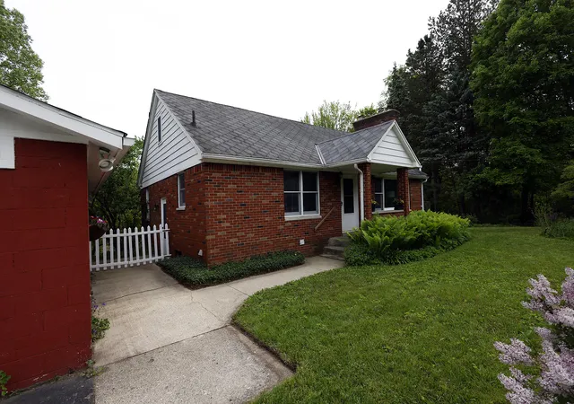 1st image of 5801 N Territorial Rd, Webster Township Washtenaw, MI 48130 | MLS# 81026044321