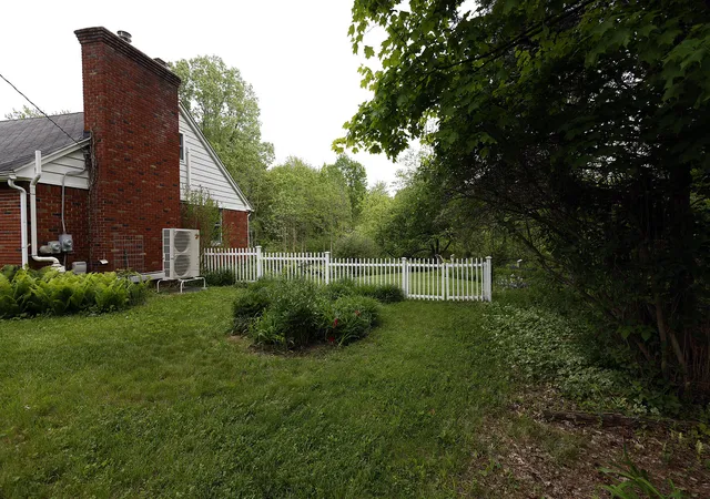 Photo 3 of Single family home for sale at 5801 N Territorial Rd, Webster Township Washtenaw, MI 48130 | MLS# 81026044321 | Listing updated on 2026-10-09