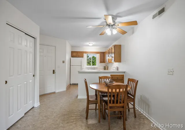 Photo 4 of Condo for sale at 3410 Devonwood Hls Ne #E, Plainfield Charter Township Kent, MI 49525 | MLS# 65026044322 | Listing updated on 2026-09-12