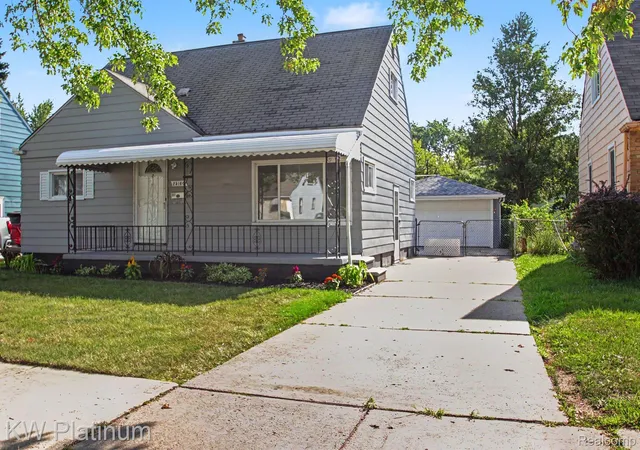 Photo 3 of Single family home for sale at 25160 Cole St, Roseville City Macomb, MI 48066 | MLS# 20261067015 | Listing updated on 2026-08-25