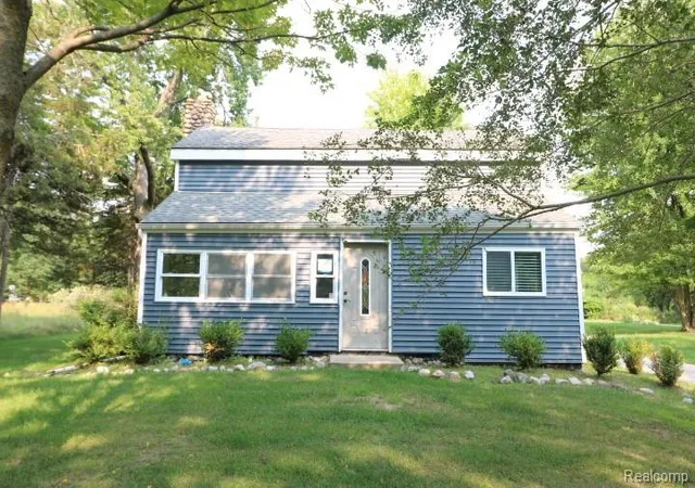 Photo 2 of Single family home for sale at 9900 Dartmouth Rd, Independence Charter Township Oakland, MI 48348 | MLS# 20261067016 | Listing updated on 2026-09-10