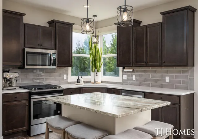 Photo 2 of Single family home for sale at 6200 Kuiper Dr Sw, Byron Township Kent, MI 49418 | MLS# 65026044326 | Listing updated on 2026-09-11