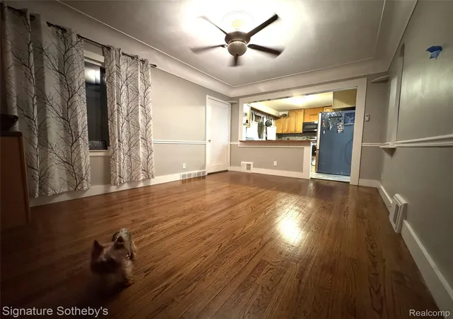 Photo 2 of Single family home for sale at 797 E Beverly Ave N, Pontiac City Oakland, MI 48340 | MLS# 20261067023 | Listing updated on 2026-08-28