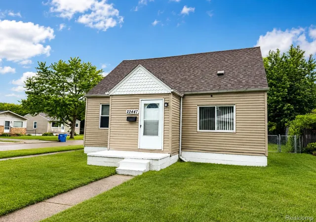 Photo 1 of Single family home for sale at 22447 Oaklane St, Warren City Macomb, MI 48089 | MLS# 20261067036 | Listing updated on 2026-09-14