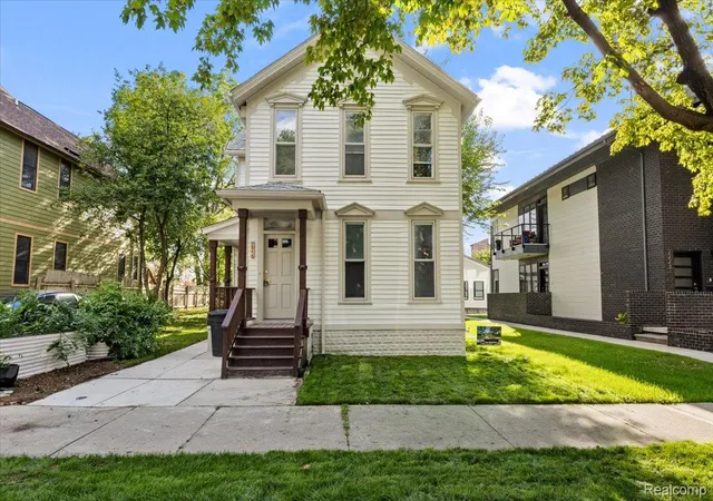 2nd image of 2215 Wabash St, Detroit City Wayne, MI 48216 | MLS# 20261067039