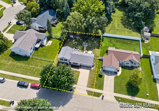 4th image of 1476 Meadowview St Sw, Wyoming City Kent, MI 49509 | MLS# 65026044338