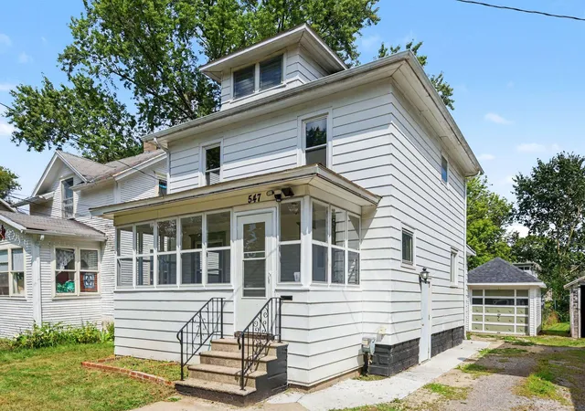 3rd image of 547 N Pleasant St, Jackson City Jackson, MI 49202 | MLS# 55026044356