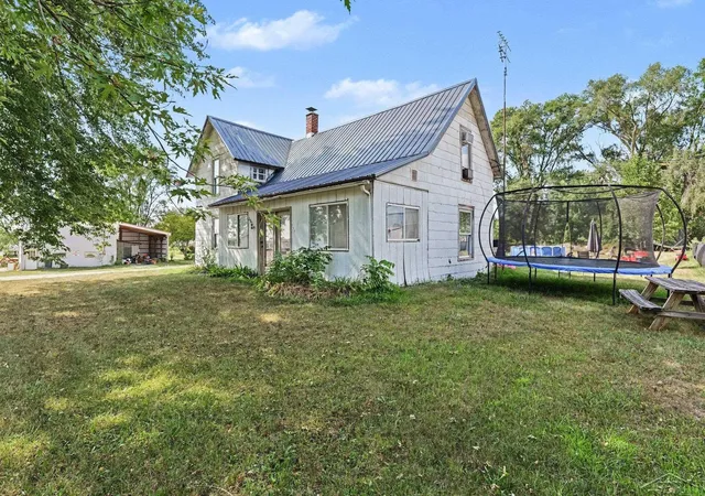 1st image of 490 W Saginaw St, Breckenridge Village Gratiot, MI 48615 | MLS# 61050219394