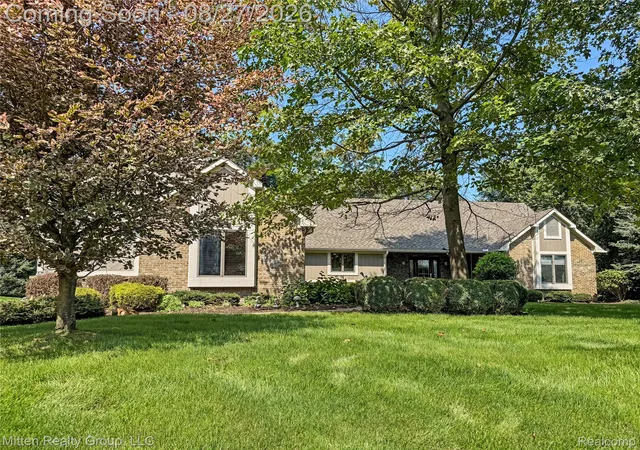 2nd image of 6762 Corrigan Dr, Hamburg Township Livingston, MI 48116 | MLS# 20261067077