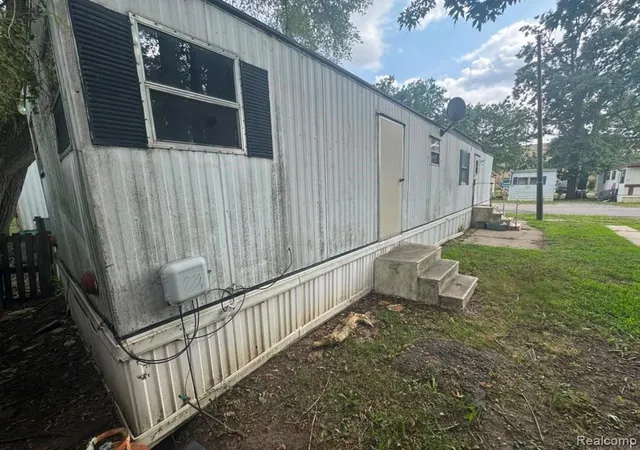 Photo 2 of Single family home for sale at 7062 Ready Avenue Lot 35, Warren City Macomb, MI 48091 | MLS# 20261067089 | Listing updated on 2026-08-31