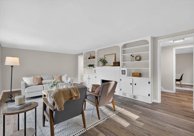 Photo 4 of Single family home for sale at 539 Coolidge Ave, Kalamazoo Charter Township Kalamazoo, MI 49006 | MLS# 65026044370 | Listing updated on 2026-10-08