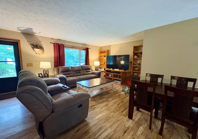 Photo 3 of Single family home for sale at 2895 Artist Ave, Green Lake Township Grand Traverse, MI 49643 | MLS# 78080072660 | Listing updated on 2026-08-24