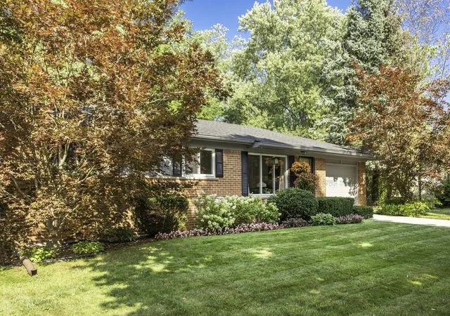 2nd image of 765 N Mansfield St, Ypsilanti City Washtenaw, MI 48197 | MLS# 81026044374
