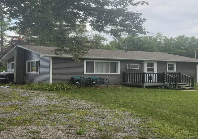 2nd image of 4737 Peninsula Rd, Plainfield Township Iosco, MI 48739 | MLS# 77080072665