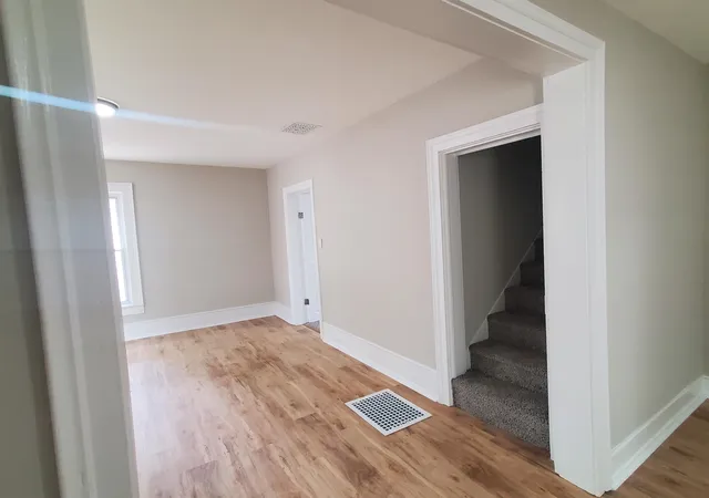 Photo 3 of Single family home for sale at 415 Shelby St, Cadillac City Wexford, MI 49601 | MLS# 78080072670 | Listing updated on 2026-09-09