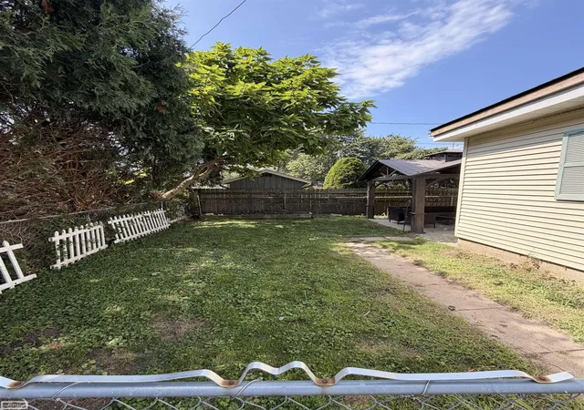 37th image of 818 S 4th St, Marine City City St Clair, MI 48039 | MLS# 58050219422