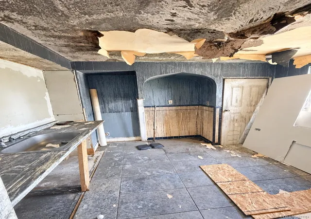 Photo 2 of Single family home for sale at 5510 Drexel St, Detroit City Wayne, MI 48213 | MLS# 20261067124 | Listing updated on 2026-09-11
