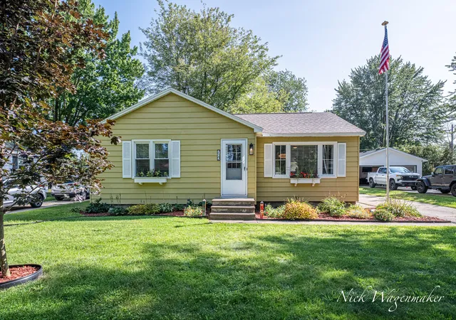 1st image of 712 River St, Spring Lake Village Ottawa, MI 49456 | MLS# 71026044403