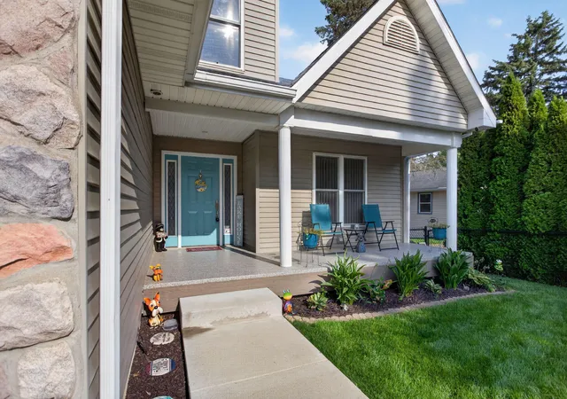 Photo 3 of Single family home for sale at 165 Hawthorne Dr, Unknown Out Of State, MI 49230 | MLS# 55026044408 | Listing updated on 2026-09-14