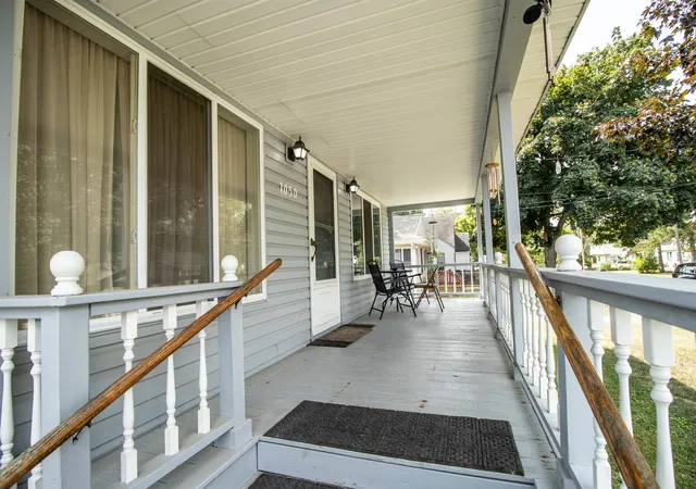 2nd image of 1050 Corydon Dr, Genesee Charter Township Genesee, MI 48458 | MLS# 5050219435
