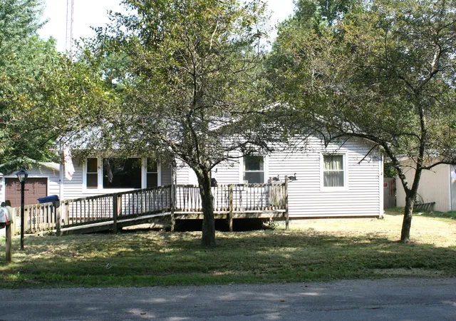 Photo 3 of Single family home for sale at 1175 Ravina Ave, Benton Charter Township Berrien, MI 49022 | MLS# 69026044414 | Listing updated on 2026-09-10