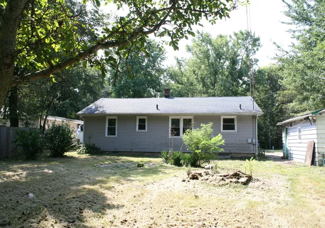 Photo 3 of Single family home for sale at 1175 Ravina Ave, Benton Charter Township Berrien, MI 49022 | MLS# 69026044414 | Listing updated on 2026-09-22