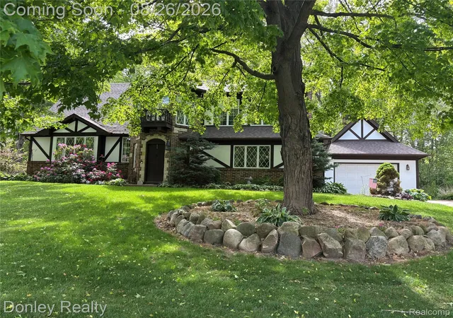 Photo 1 of Single family home for sale at 5163 Burning Tree Rd, Texas Charter Township Kalamazoo, MI 49009 | MLS# 20261067138 | Listing updated on 2026-09-04