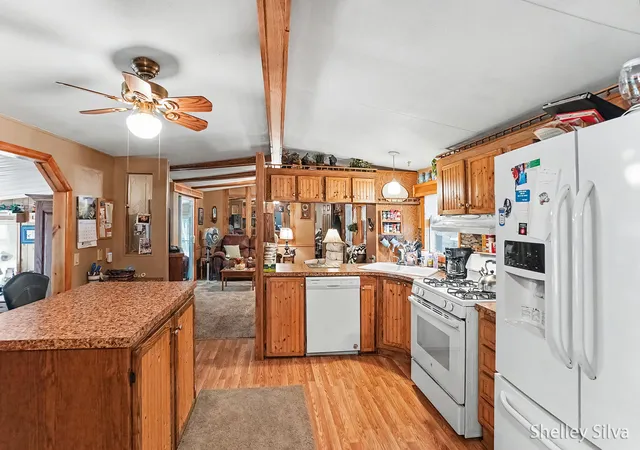5th image of 2705 W Southern Ave, Peacock Township Lake, MI 49304 | MLS# 65026044418