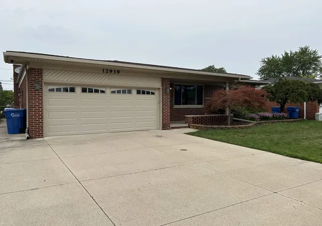 Photo 2 of Single family home for sale at 12939 Masonic Blvd, Warren City Macomb, MI 48088 | MLS# 58050219446 | Listing updated on 2026-09-15