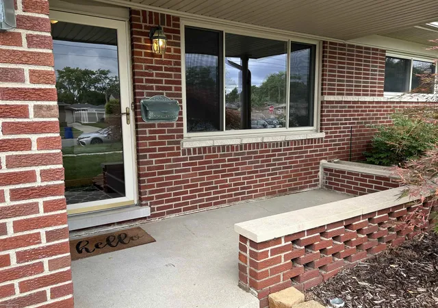 Photo 3 of Single family home for sale at 12939 Masonic Blvd, Warren City Macomb, MI 48088 | MLS# 58050219446 | Listing updated on 2026-09-15