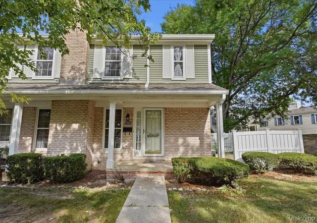 Photo 3 of Condo for sale at 20842 E Glen Haven Cir, Novi City Oakland, MI 48167 | MLS# 20261067143 | Listing updated on 2026-08-23