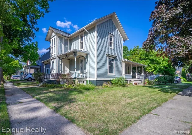 2nd image of 402 N Hickory St, Owosso City Shiawassee, MI 48867 | MLS# 20261067145