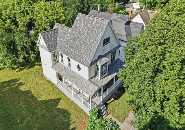 Photo 2 of Multi family home for sale at 30 Putnam St Sw, Grand Rapids City Kent, MI 49507 | MLS# 65026044424 | Listing updated on 2026-09-30