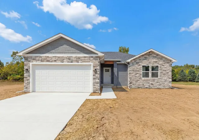 1st image of 2010 Green Acres Dr, Adrian Township Lenawee, MI 49221 | MLS# 81026044432