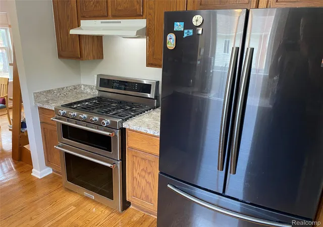 4th image of 9026 Pine Cove Dr, Northfield Township Washtenaw, MI 48189 | MLS# 20261067157