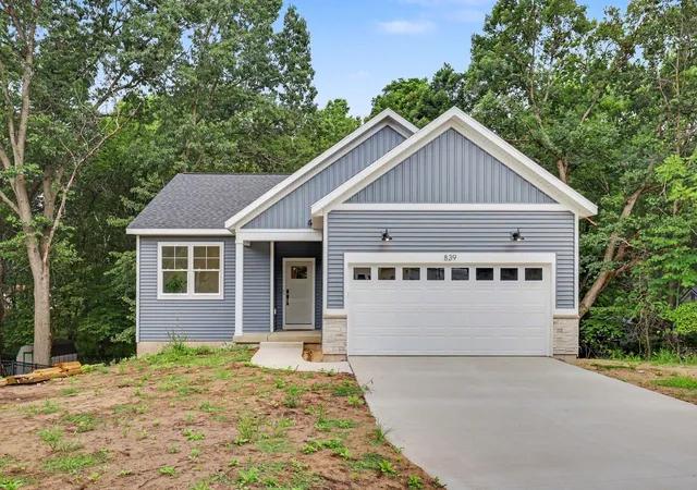 2nd image of 839 Morgan Dr, Belding City Ionia, MI 48809 | MLS# 65026044442