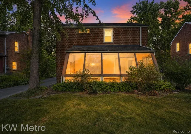 Photo 2 of Single family home for sale at 3749 Cumberland Rd, Berkley City Oakland, MI 48072 | MLS# 20261067166 | Listing updated on 2026-08-29