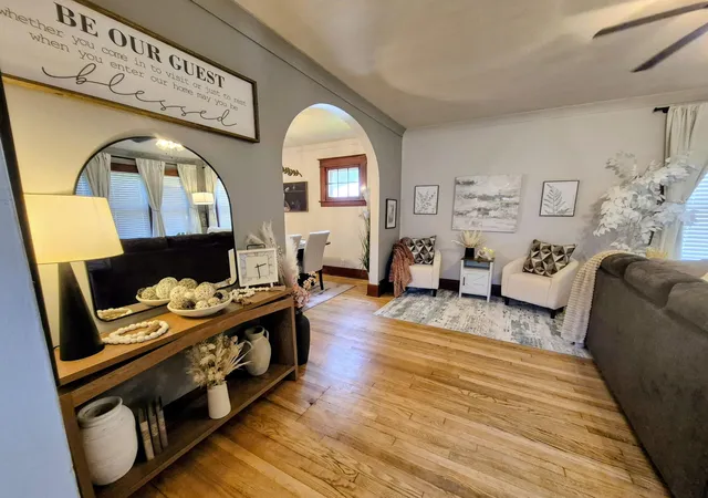 Photo 3 of Single family home for sale at 1211 Wayside Rd, Kalamazoo Charter Township Kalamazoo, MI 49048 | MLS# 66026044446 | Listing updated on 2026-09-09