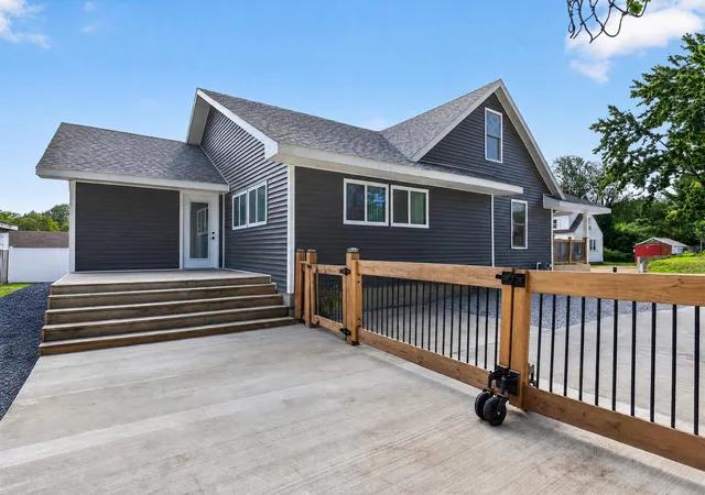 Photo 3 of Single family home for sale at 116 Falcon Rd, Blackman Charter Township Jackson, MI 49202 | MLS# 55026044453 | Listing updated on 2026-09-17