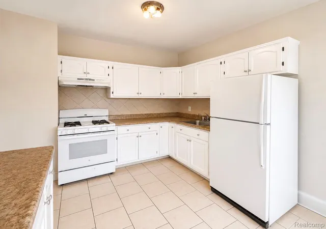 Photo 4 of Single family home for sale at 60 Stoner St, River Rouge City Wayne, MI 48218 | MLS# 20261067181 | Listing updated on 2026-08-22
