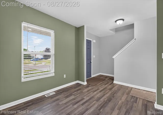 Photo 3 of Single family home for sale at 424 Saddlebrook Dr, Linden City Genesee, MI 48451 | MLS# 20261067191 | Listing updated on 2026-09-16
