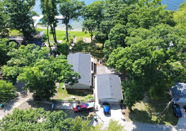 3rd image of 58310 E Clear Lake Rd, Fabius Township St Joseph, MI 49093 | MLS# 68026044463
